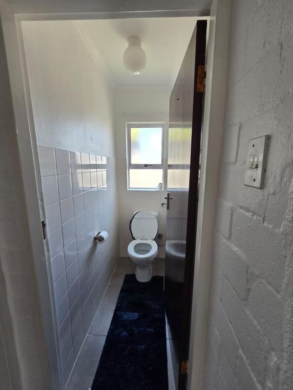 To Let 3 Bedroom Property for Rent in Thornton Western Cape